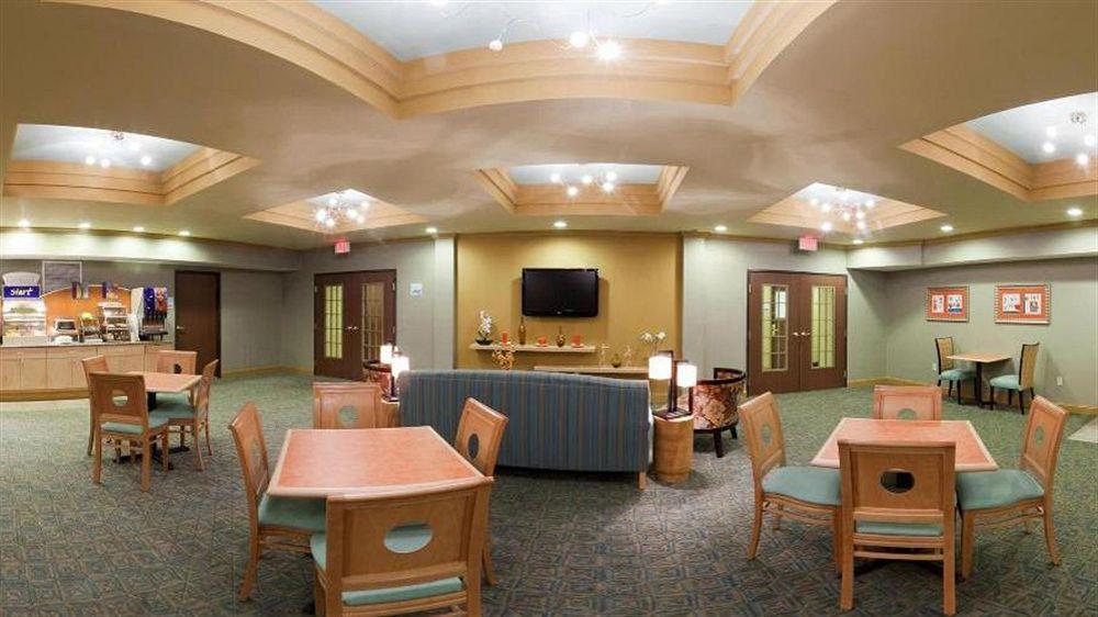Holiday Inn Express Hotel & Suites Thornburg-S. Fredericksburg By Ihg Extérieur photo