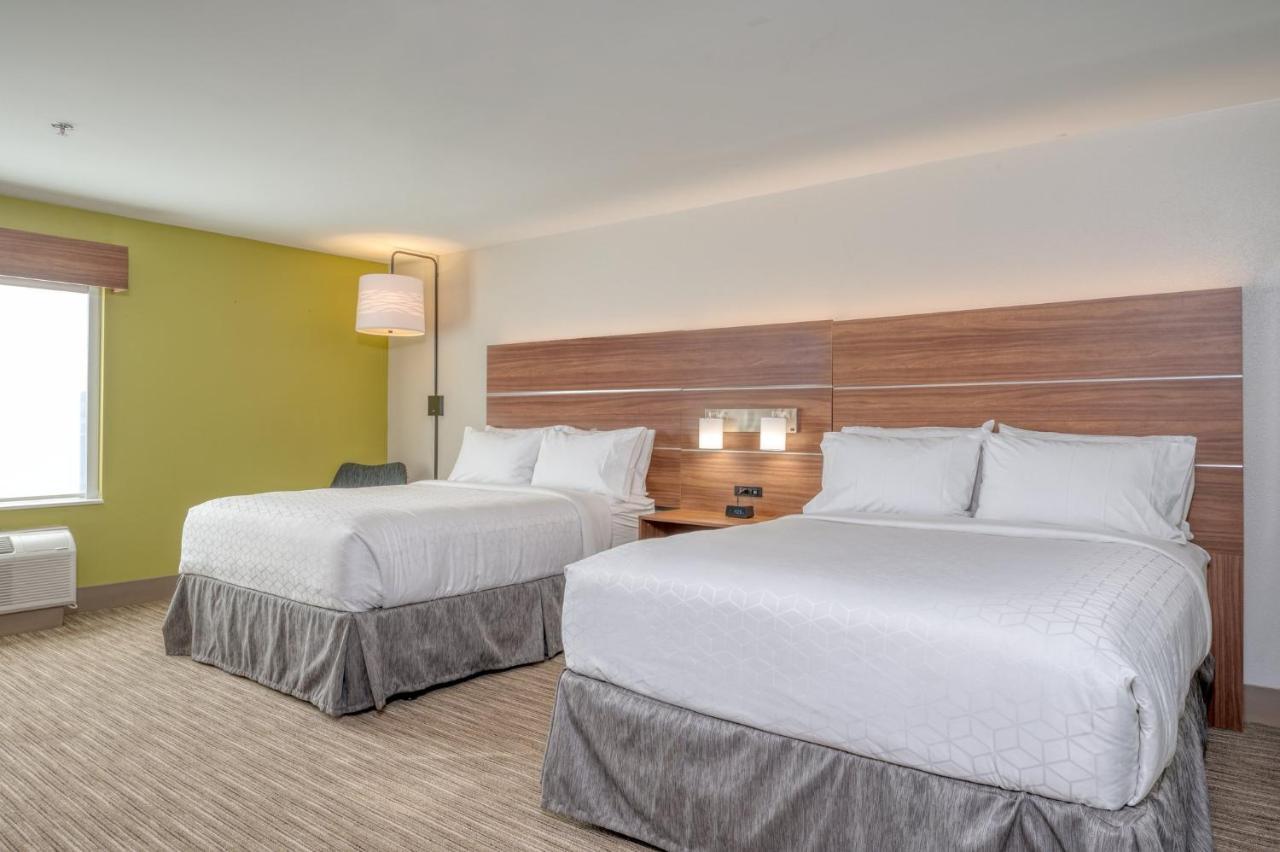 Holiday Inn Express Hotel & Suites Thornburg-S. Fredericksburg By Ihg Extérieur photo