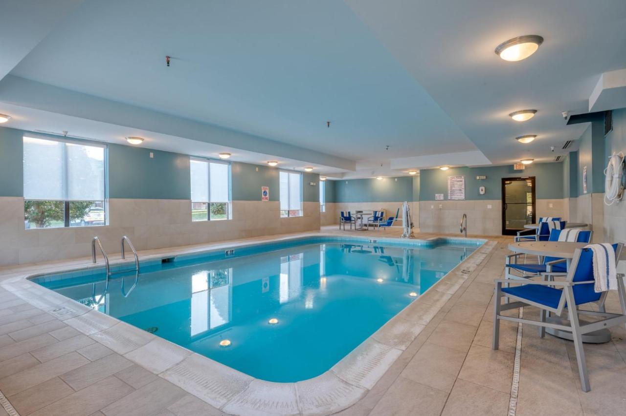 Holiday Inn Express Hotel & Suites Thornburg-S. Fredericksburg By Ihg Extérieur photo